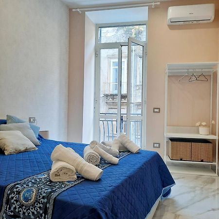 Re Ferdinando Apartment Наполи Екстериор снимка