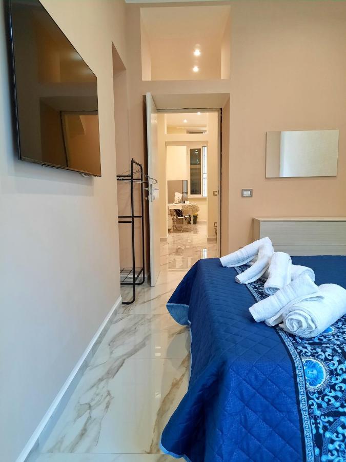 Re Ferdinando Apartment Наполи Екстериор снимка