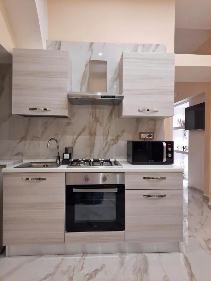 Re Ferdinando Apartment Наполи Екстериор снимка